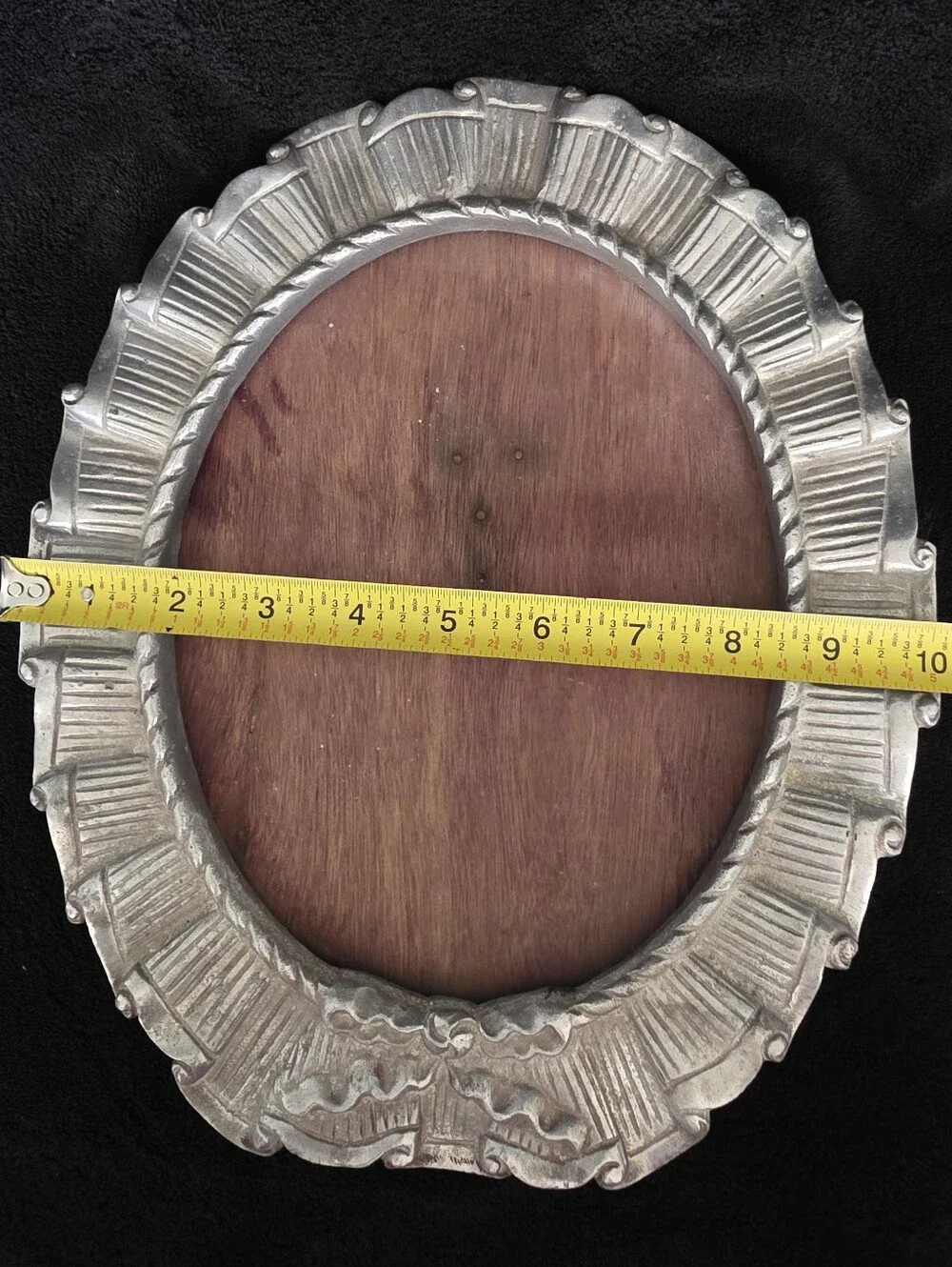 Ornate Oval Decorative Frame in Silver-Tone